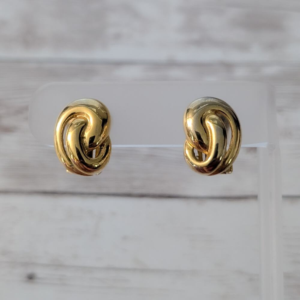 Vintage Clip On Earrings Gold Tone 7/8"